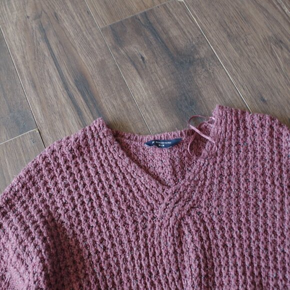 Denver Hayes Plum Color Ladies Sweater - Picture 3 of 4